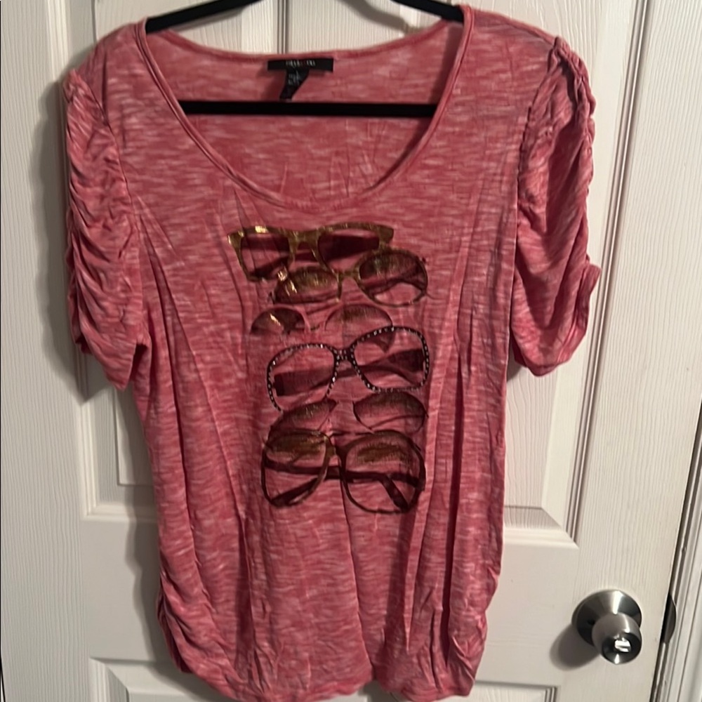 Trendy Pink Top with Sunglasses Design